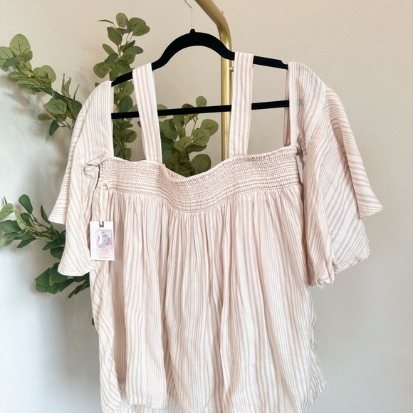 Jessica Simpson Tops - Jessica Simpson maternity. NWT. Off shoulder bell sleeve blouse.